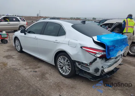 2019 Toyota Camry Xle из США, поврежденный, VIN 4T1B11HK0KU841129